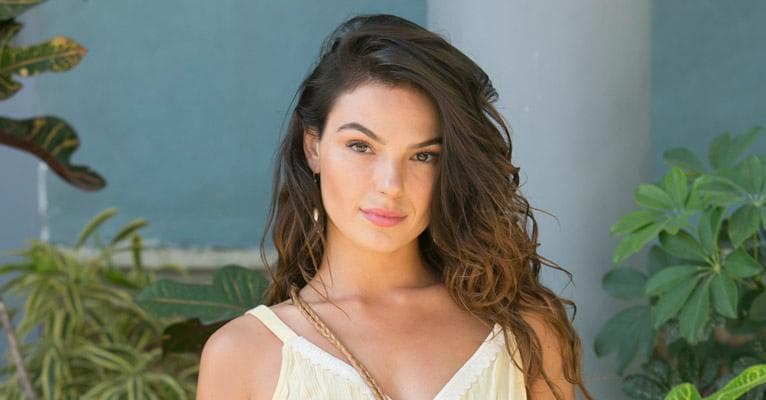 Isis Valverde rompe contrato, desiste da Globo e revela desejo inusitado para carreira
