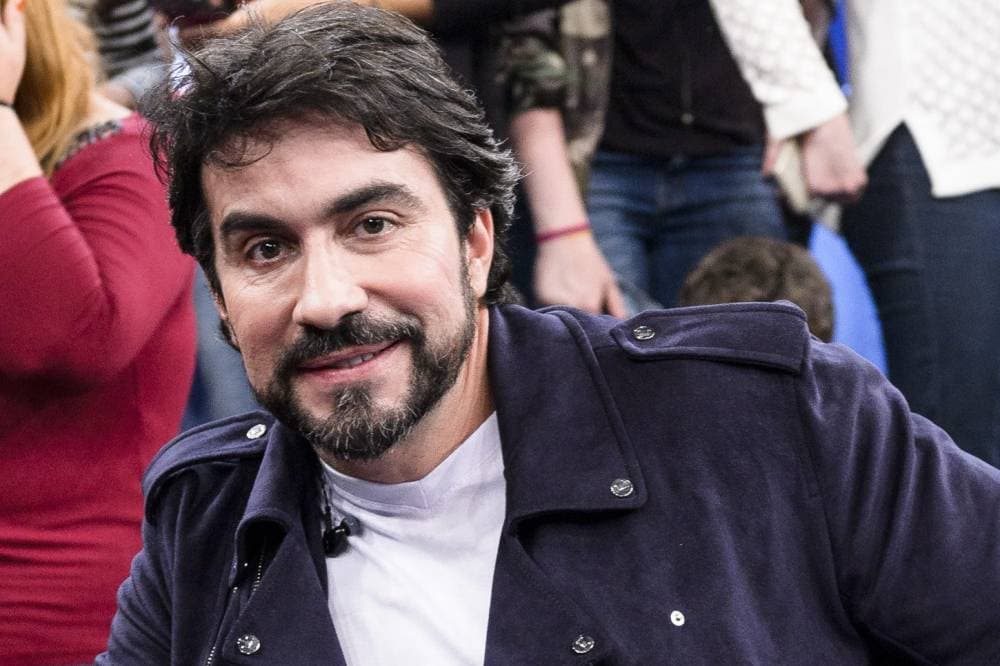 Padre Fábio de Melo muda o visual, surge diferente e surpreende: "Emagreci 23 kg"