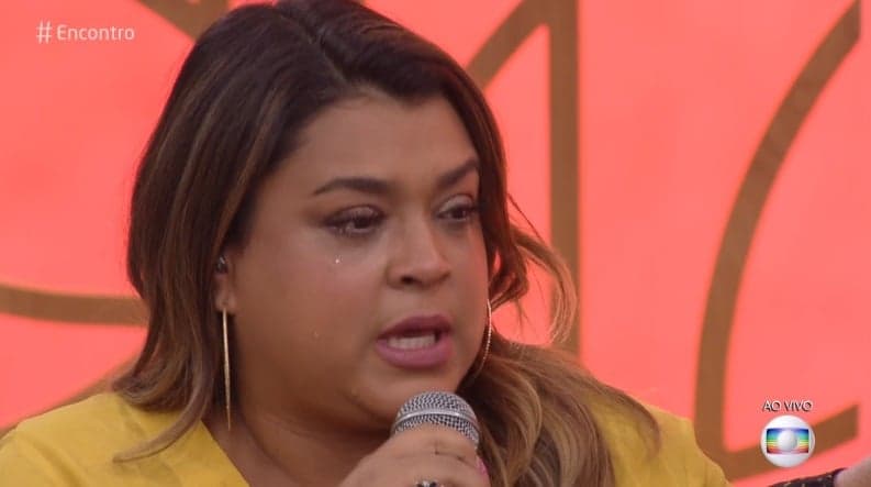 Preta Gil é detonada por celulites, afronta haters, posa de biquíni e dispara: "Eu posso"