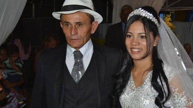 Enlouquecido, ex-marido de Stefhany Absoluta amaldiçoa cantora e quer justiça: "profana da palavra de Deus"