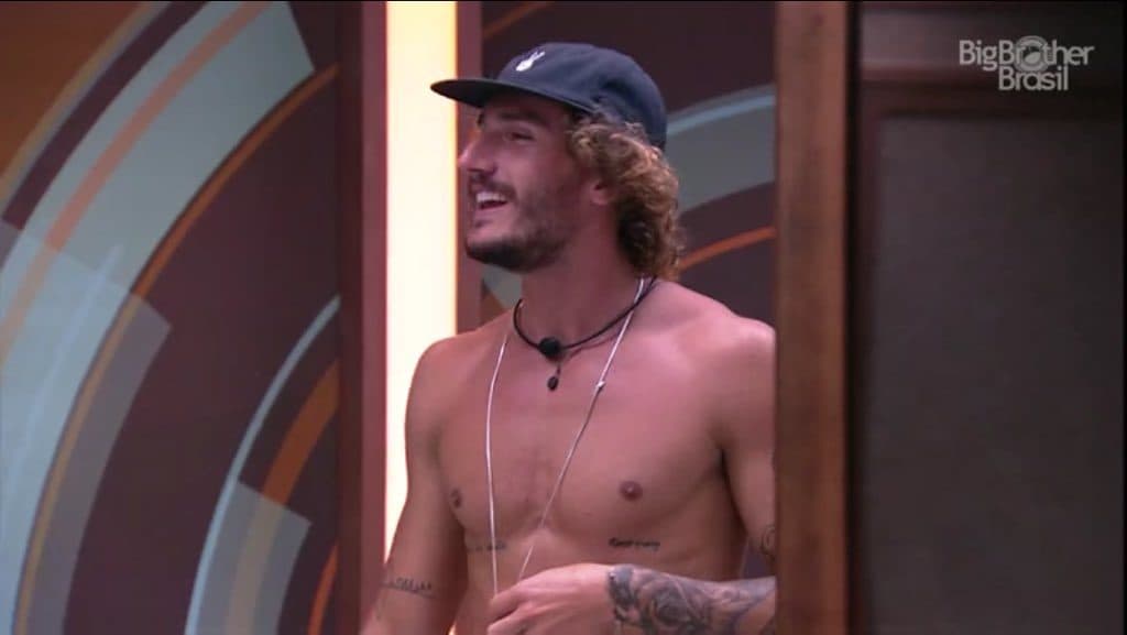 Após Alan ser acusado de planta inútil do BBB19, amiga o defende de haters: "Fala na hora certa"