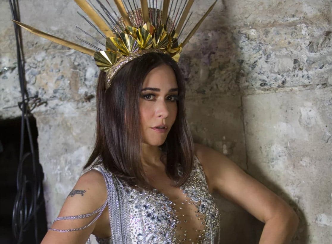Alessandra Negrini é rainha no Carnaval (Foto: Paulo Damasceno/Gshow)