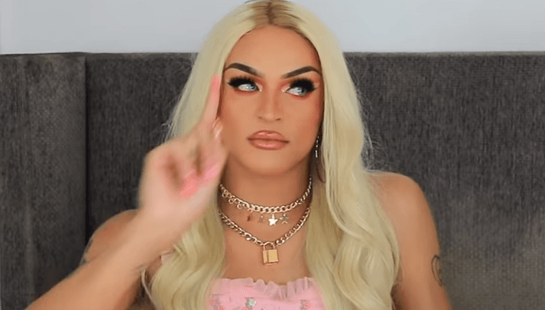 Pabllo Vittar é questionada se namoraria outra drag queen e surpreende com a resposta