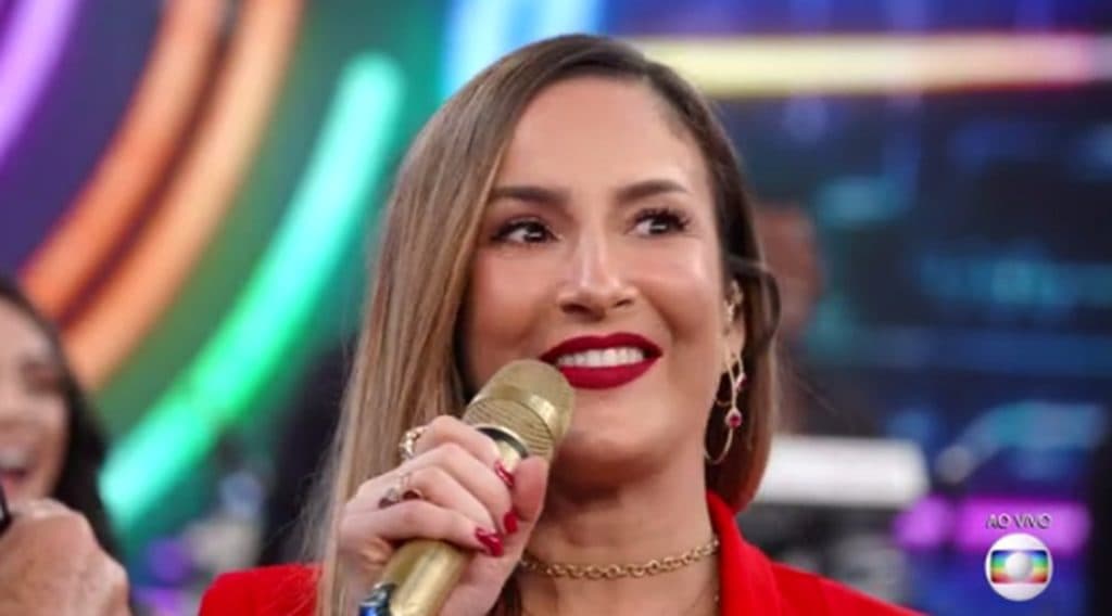 Grávida, Claudia Leitte promete melhor carnaval e revela fantasia para folia