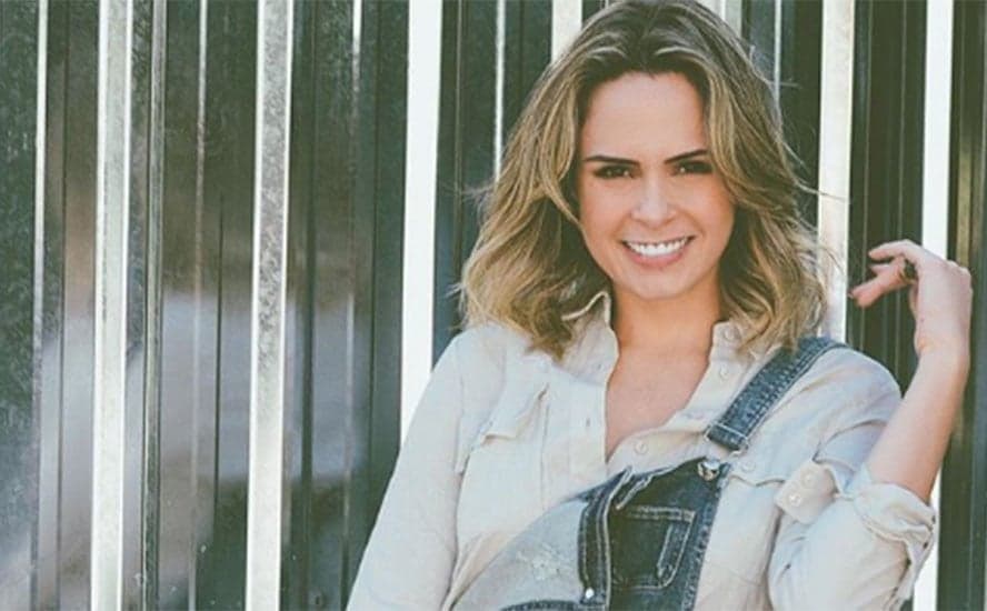 Ana Paula comenta vitória de Emily no BBB e dispara: "Povo do sofá voltou a assistir"