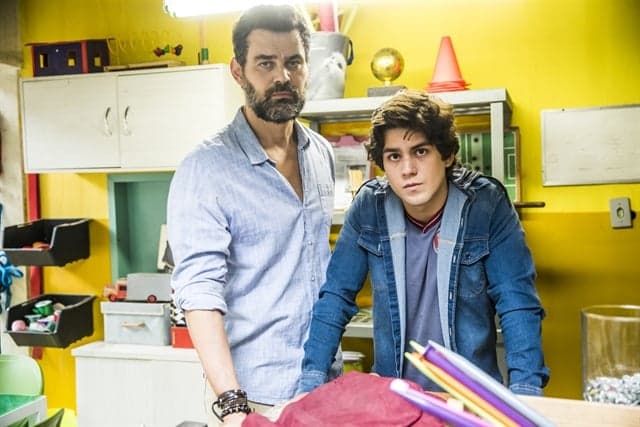 Rafael (Carmo Dalla Vecchia) e Alex (Daniel Rangel) (Foto: Globo/João Miguel Júnior)