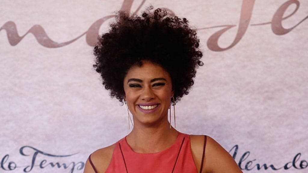 Atriz da Globo, Flávia Cavalcanti tem conta invadida por hacker