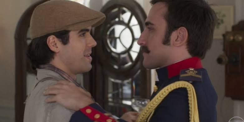 Par de Juliano Laham em novela, Pedro Henrique se declara para o marido e deixa fãs em choque