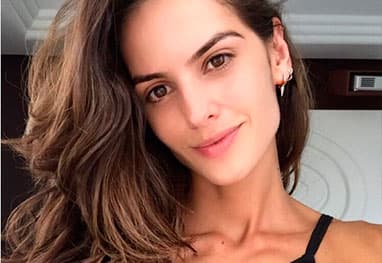 Em vídeo, Izabel Goulart revela segredo de bumbum na nuca e detalhe choca seguidores