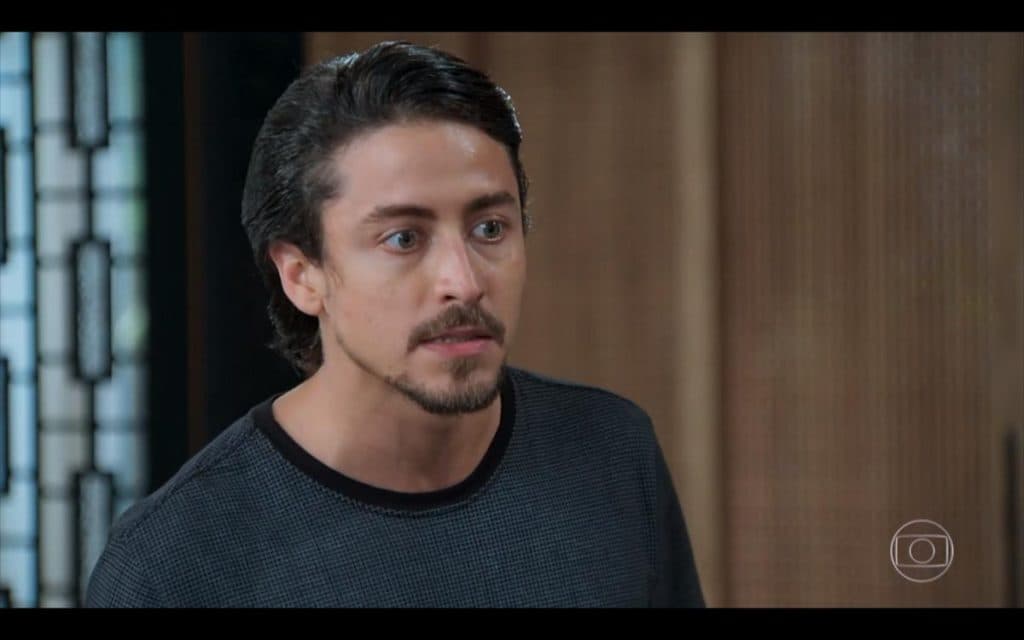 Verão 90: Jerônimo descobre namoro entre Dandara e Quinzinho e inicia vingança