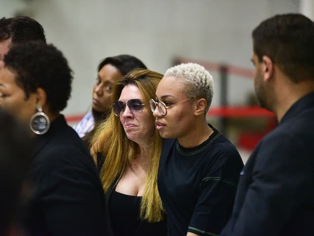 Corpo de Deise Cipriano do Fat Family é velado em São Paulo; veja fotos