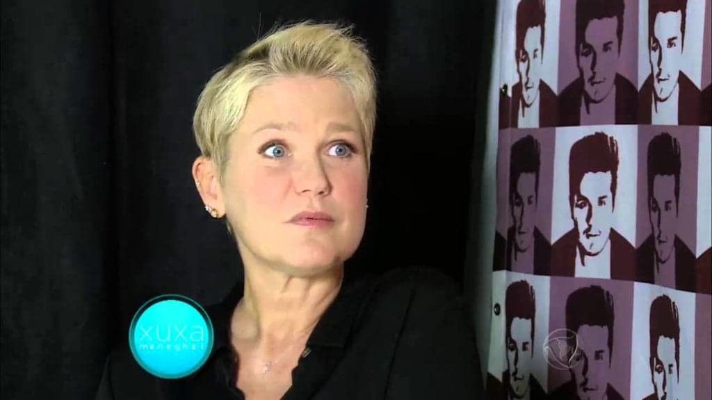 Xuxa toma decisão radical, raspa os cabelos e público reage na hora