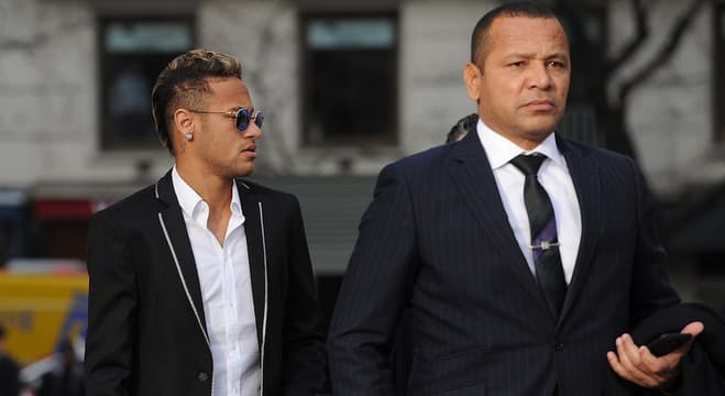 Comentarista da Globo chama Neymar de mimado e pai do jogador se revolta ao vivo