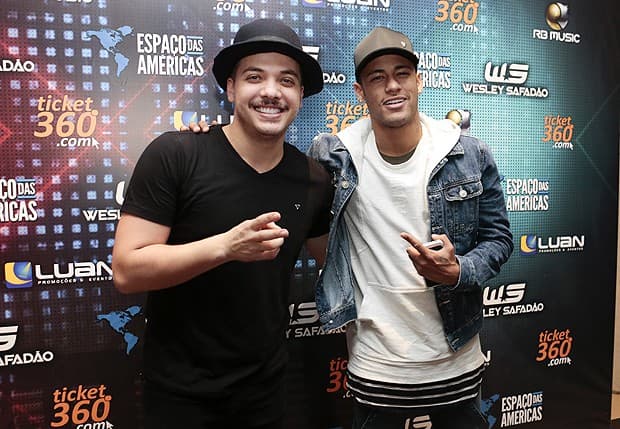 Aniversário luxuoso de Neymar em Paris terá Wesley Safadão como atração principal