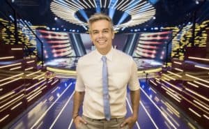 Otaviano Costa comanda o Tá Brincando na Globo (Foto: Divulgação)