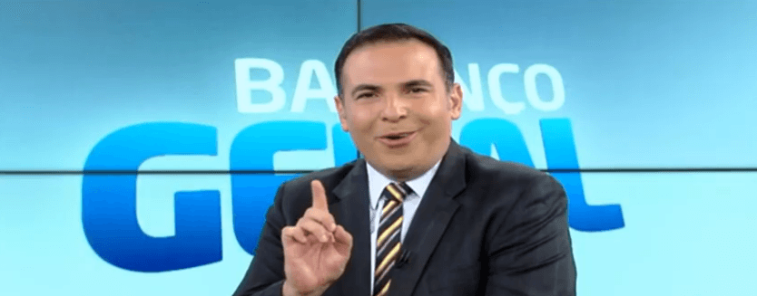 Reinaldo Gottino tem dia para esquecer ao cometer várias gafes ao vivo na Record