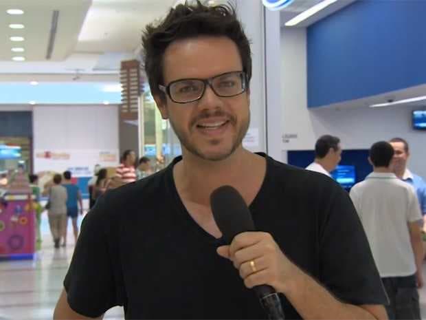Ex-repórter do BBB abre o jogo sobre sua saída, diz o que pensa das ex-BBBs no seu cargo e diz que não assiste o reality