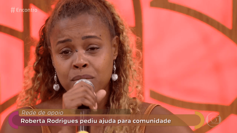 Atriz da Globo desabafa e chora no Encontro ao relatar drama de amigos: "Não temos direitos"