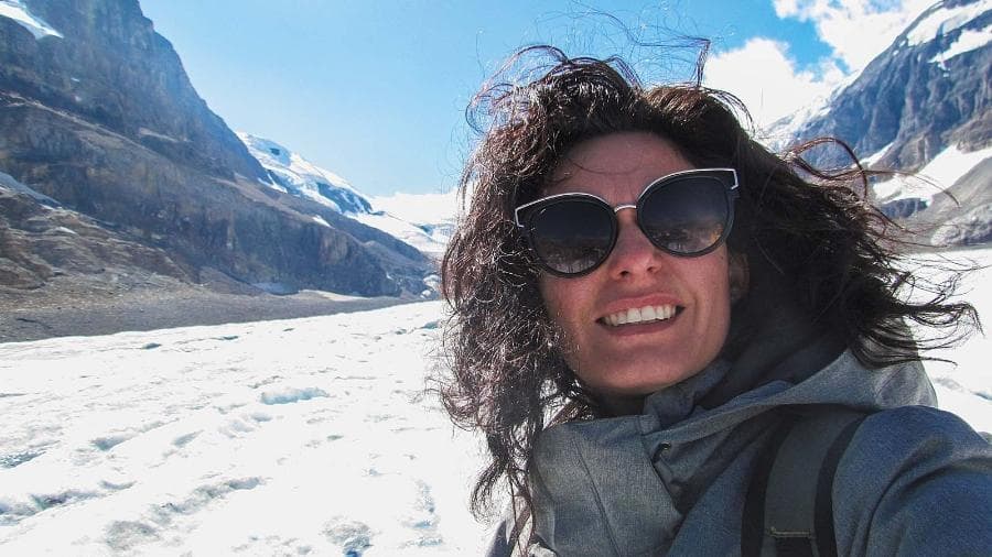 Sabrina Bittencourt, ativista que ajudou a denunciar João de Deus e que cuidaria da carreira de MC Melody, se suicida
