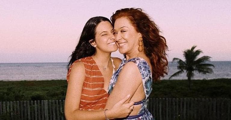 Claudia Raia com a filha Sophia Raia (Foto: Reprodução/Instagram) Claudia Raia com a filha Sophia Raia (Foto: Reprodução/Instagram)