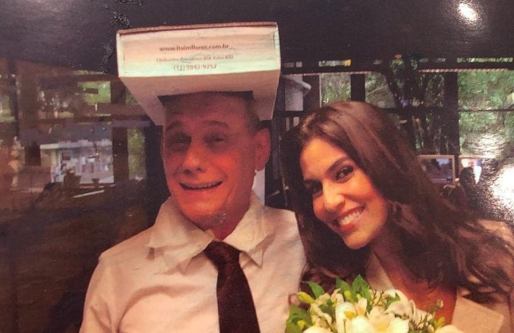 Ticiana Villas-Boas marca presença na missa dedicada ao jornalista Ricardo Boechat e faz texto emocionante