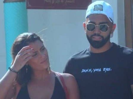 Gabigol se relaciona com outras mulheres, mas não dispensa irmã de Neymar