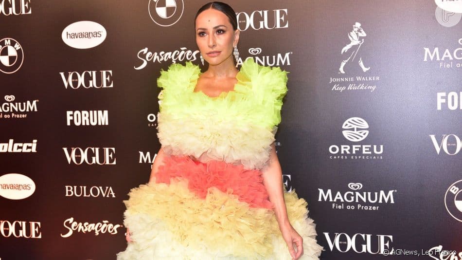 Após ser mãe, Sabrina Sato abandona trabalhos, sai de escola de samba e toma importante decisão na carreira