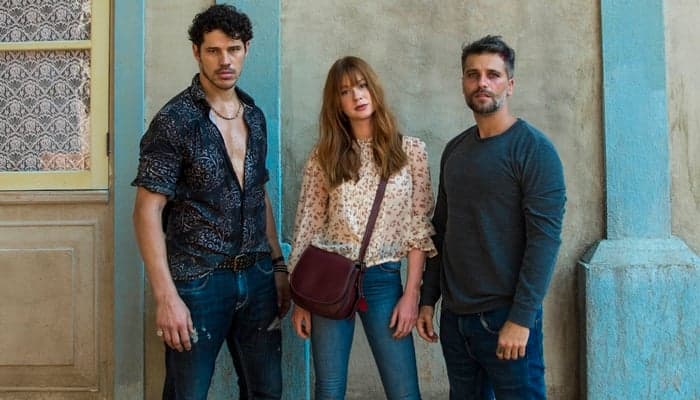 José Loreto (Júnior ), Bruno Gagliasso (Gabriel) e Marina Ruy Barbosa (Luz) em O Sétimo Guardião (Foto: Globo/Estevam Avellar)