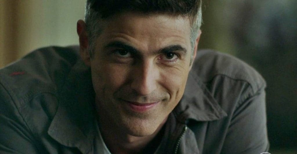 Reynaldo Gianecchini aparece se preparando para nova novela da Globo e o porte do ator impressiona