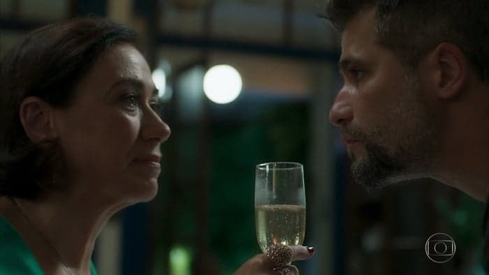 O Sétimo Guardião: Gabriel se alia à Valentina contra Olavo e plano faz a fonte secar