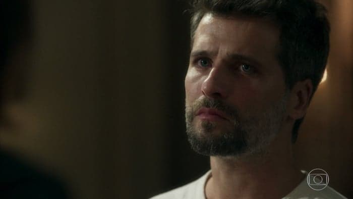 O Sétimo Guardião: Gabriel sofre atentado e fica à beira da morte
