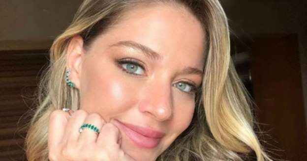 Luma Costa se declara para o filho, 'quebra' a web e detalhe rouba a cena