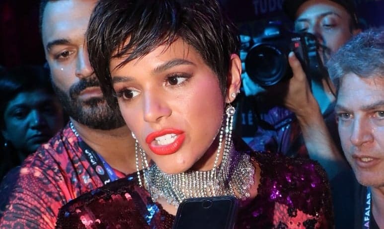 Ex-deputado quis ficar com Bruna Marquezine na Sapucaí e famosos atiçaram climão com Neymar