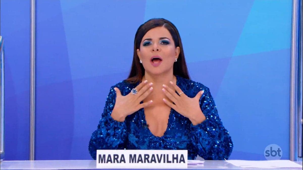 Mara Maravilha do SBT pede por volta ao programa do Ratinho Foto: Reprodução) Mara Maravilha do SBT pede por volta ao programa do Ratinho Foto: Reprodução)