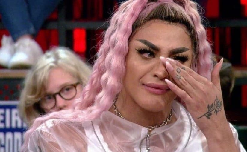 Pabllo Vittar sofre nos EUA, chama pelo namorado e verdade vem à tona