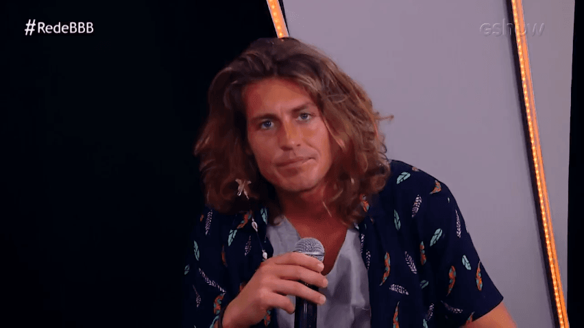 BBB19: Alberto dispensa Rízia e diz que qualquer mulher iria querê-lo: "Se dou confiança, todas me querem"