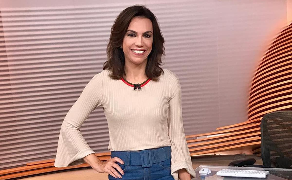 Ana Paula apresenta o Bom Dia Brasil ao lado de Chico Pinheiro (Foto: Reprodução/Instagram) Ana Paula apresenta o Bom Dia Brasil ao lado de Chico Pinheiro (Foto: Reprodução/Instagram)