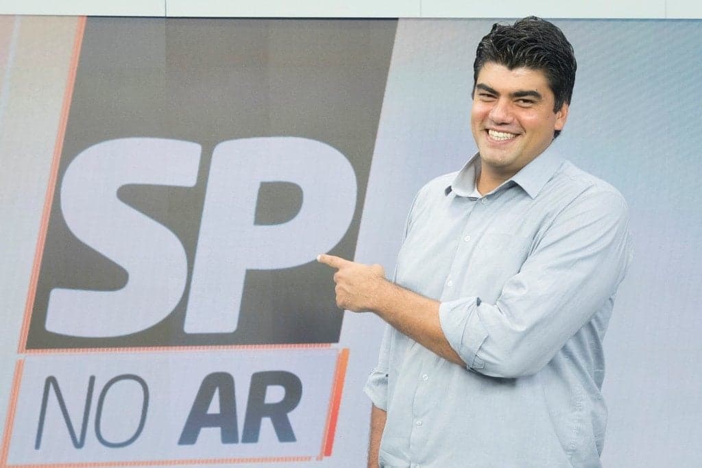 Para bater de frente com o SBT, Record promove estreia de ex-Globo em telejornal das manhãs