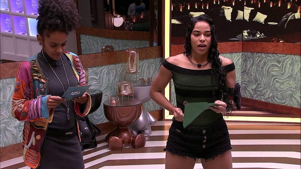 BBB19: Elana opta por levar todos os homens para assistir jogo de São Paulo X Palmeiras