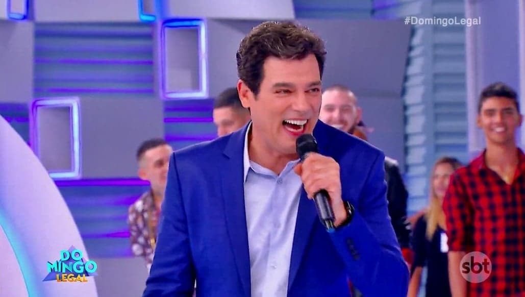 O apresentador Celso Portiolli no Domingo Legal, do SBT (Foto: Reprodução) O apresentador Celso Portiolli no Domingo Legal, do SBT (Foto: Reprodução)