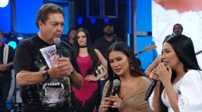 No Faustão, Simone e Simaria entregam clima ruim e fim da dupla pode ser decretado