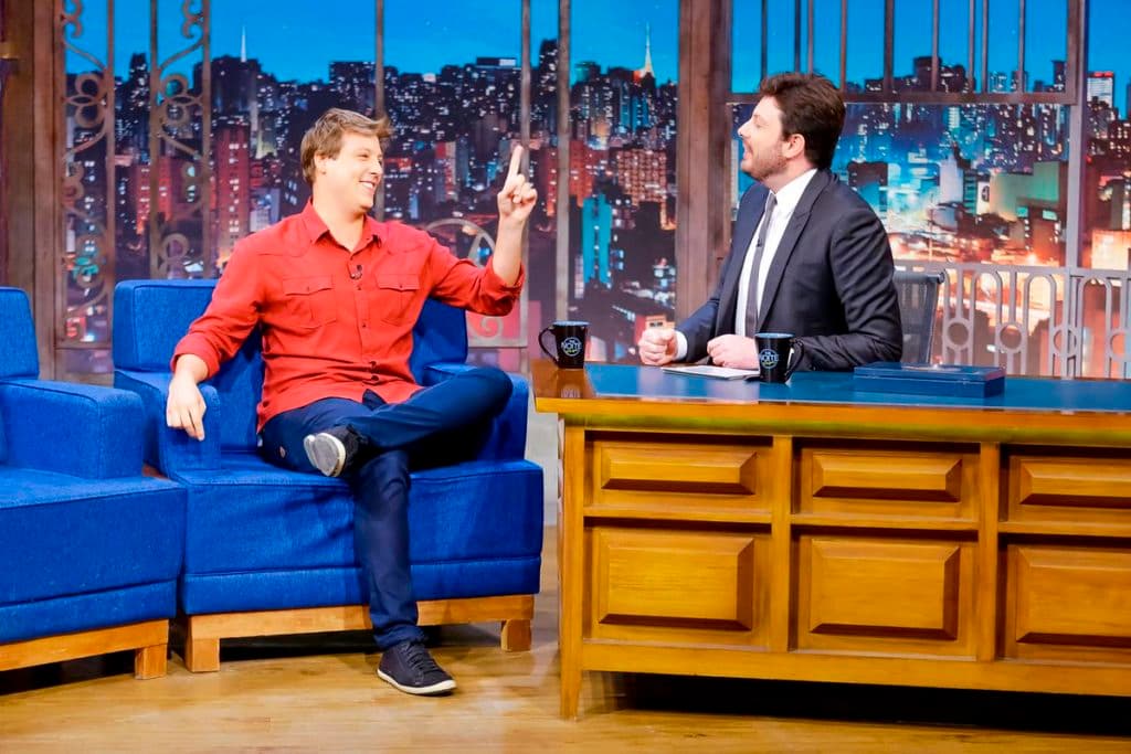 Inédito, The Noite com Fábio Porchat vence a Globo e atinge o 1º lugar