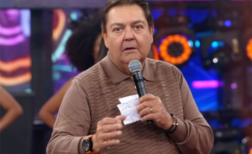 Globo quebra tradição e faz mudança brusca na programação no Carnaval