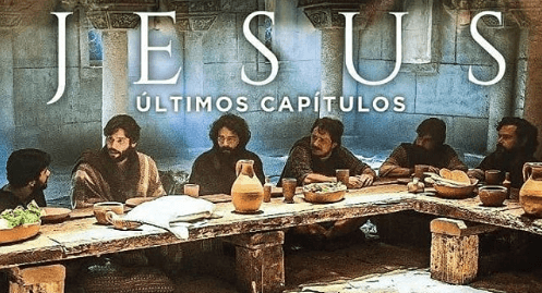 Triste, Jesus revela que será traído durante ceia com apóstolos e Judas deixa o local assustado