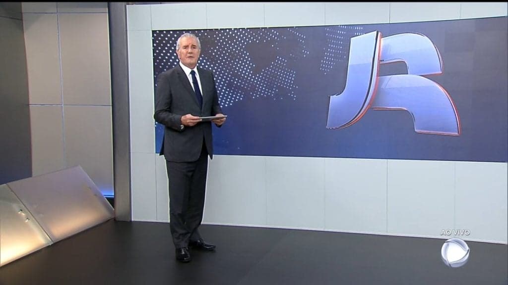 Record tem atitude radical, investe em jornalismo e lança 4 telejornais de vez
