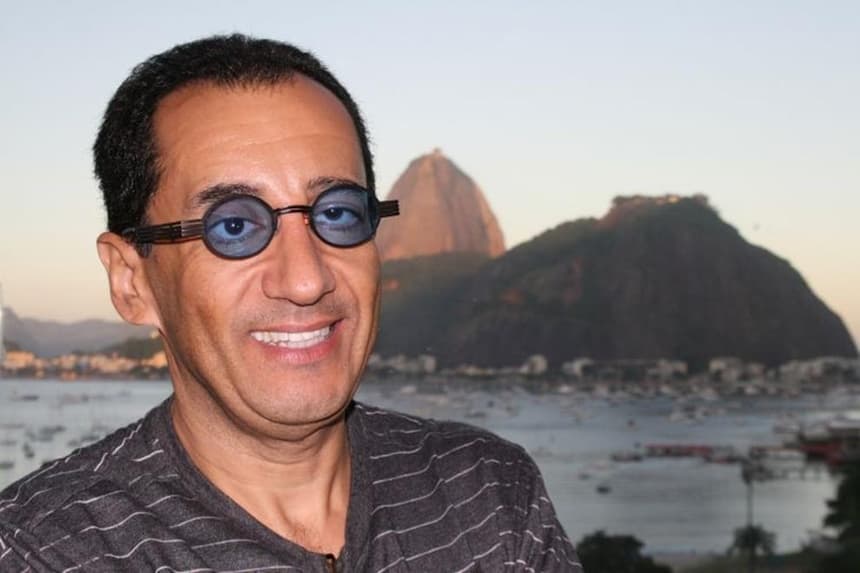 Senador Jorge Kajuru exige explicações do Ministro Gilmar Mendes e é ovacionado na internet