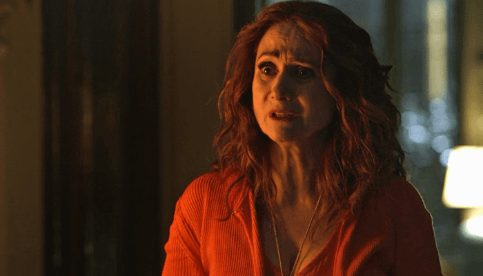 Milu (Zezé Polessa) em O Sétimo Guardião (Foto: Reprodução/Globo)