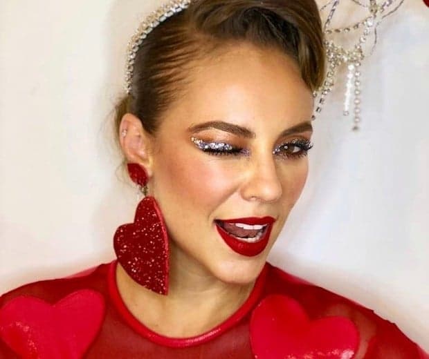 Solteira no Carnaval, Paolla Oliveira abre o jogo sobre o que aprontou e surpreende com declarações