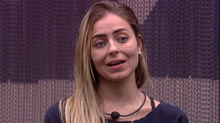 Paula diz que está sendo protegida pela produção do BBB 19 e revolta o público