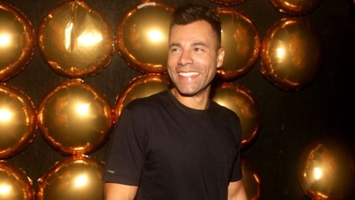 Rodrigo Sant'Anna mostra rotina com o marido Junior Figueiredo e revela segredo